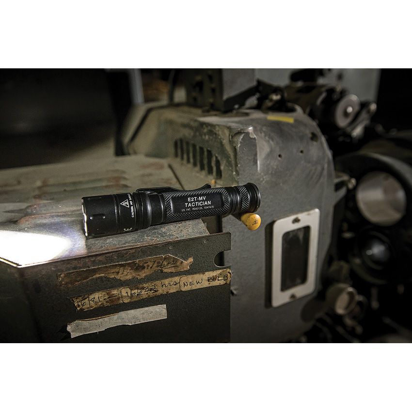 SureFire LED Torch 800 Lumens Black - SureFire (image 3)