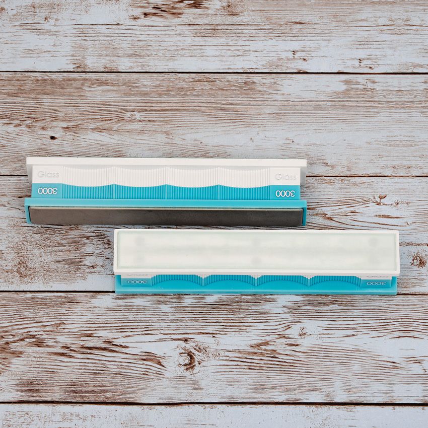 Wicked Edge Knife Sharpener Outdoor Blue and White - Wicked Edge (image 2)